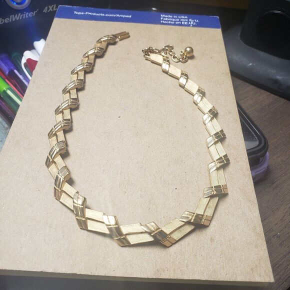 Vtg 1960s Crown Trifari Abstract Texture Brush Gold Plated 16" Choker Necklace - Picture 9 of 16